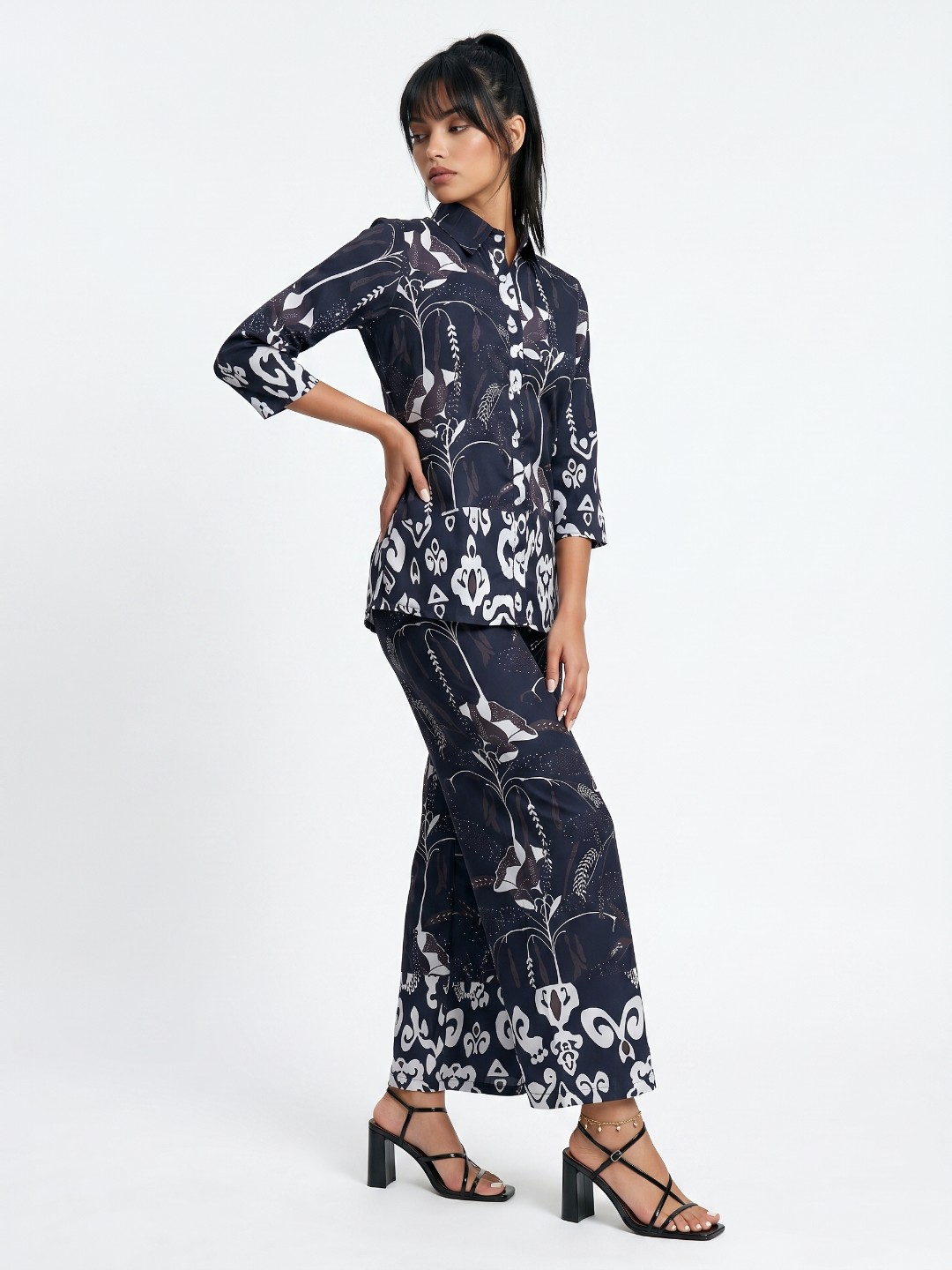 Abstract Shirt & Wide Leg Trouser Co-Ord Set for Women - Image 3